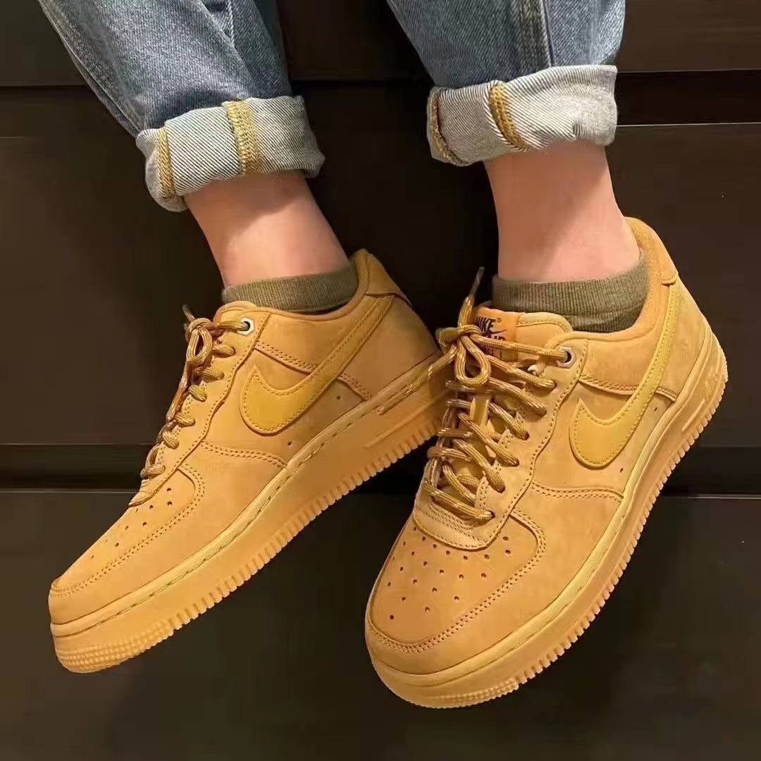 NlKE耐克男子 Air Force 10 7 空军一号男女板鞋小麦色CW2288-111