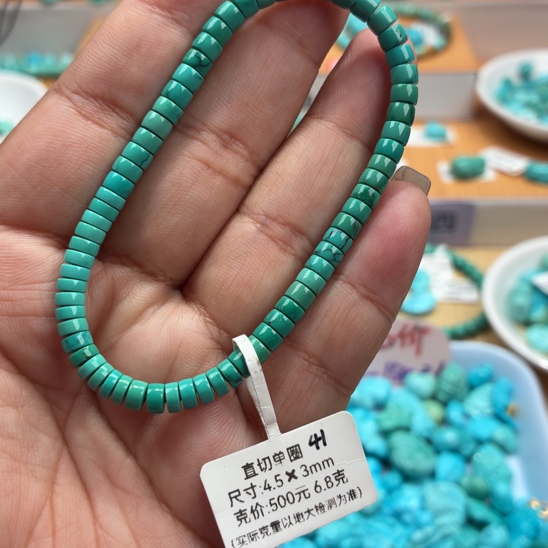 绿松石未镶嵌珠宝奇石