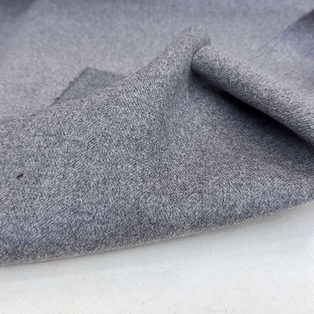 混纺灰色双面羊绒3米