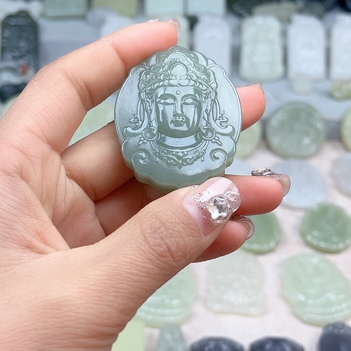 和田玉未镶嵌颈饰