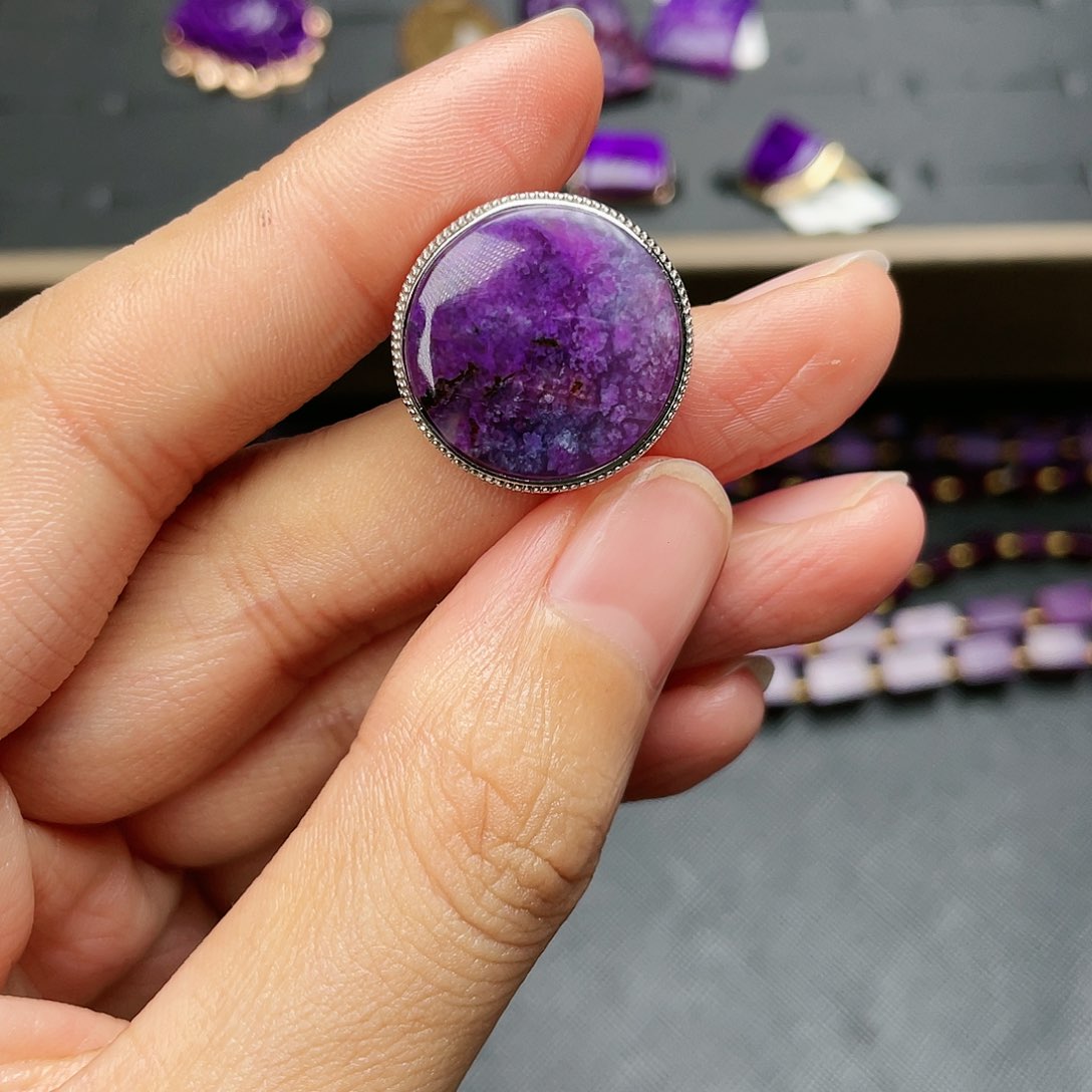 苏纪石（舒俱来）盒子银S925镶嵌