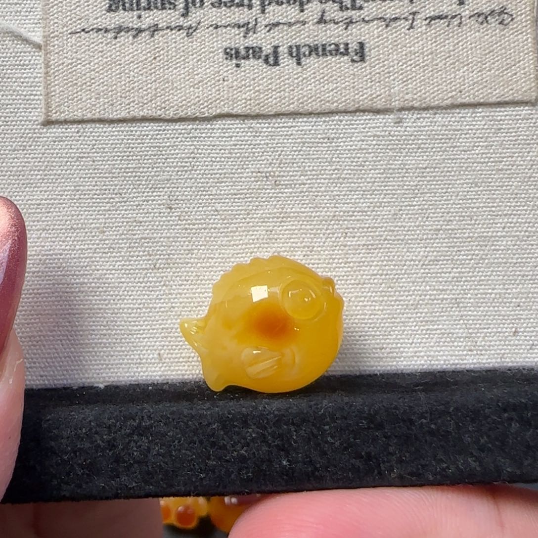 完***座裸石琥珀未镶嵌琥珀蜜蜡系列产品