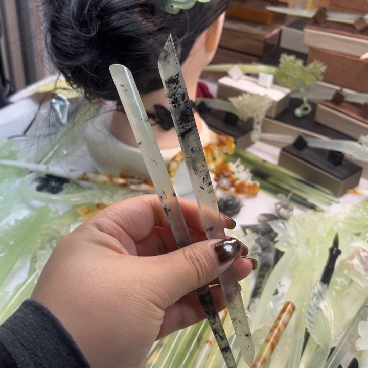 蛇纹石玉合金发饰