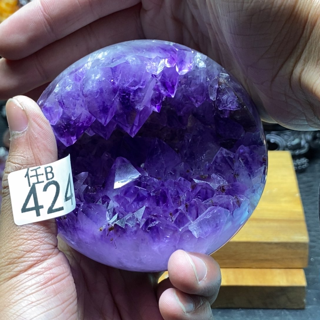 水晶大型摆件（非配饰）未镶嵌根**措