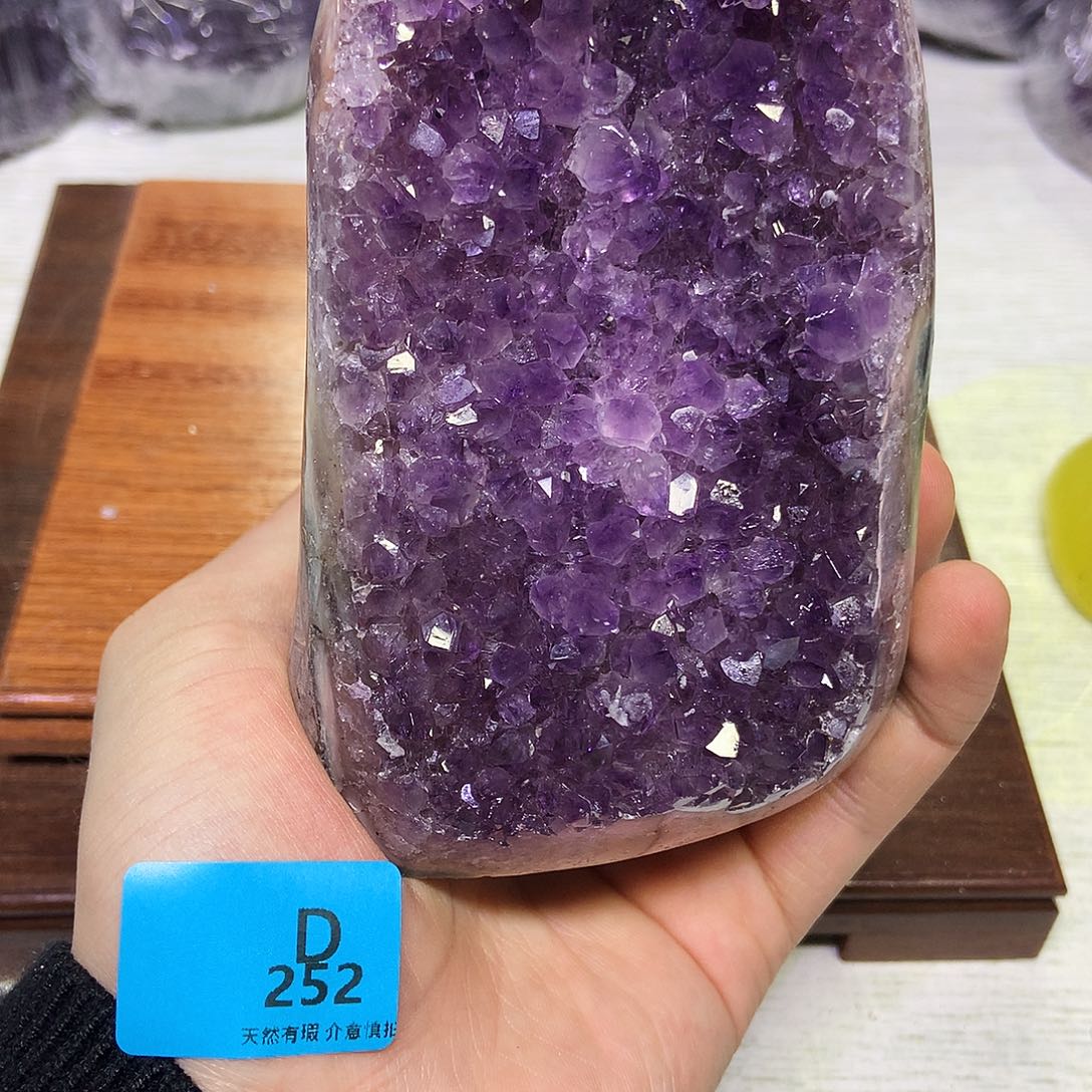 紫晶大型摆件（非配饰）未镶嵌