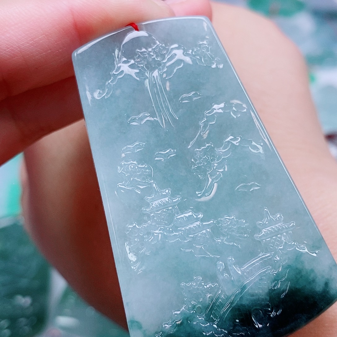 翡翠未镶嵌颈饰天然缅甸A货翡翠山水牌