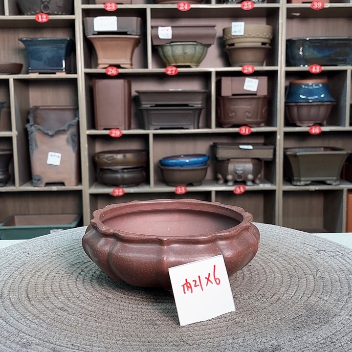 紫砂花盆紫砂的颜色很好看呀