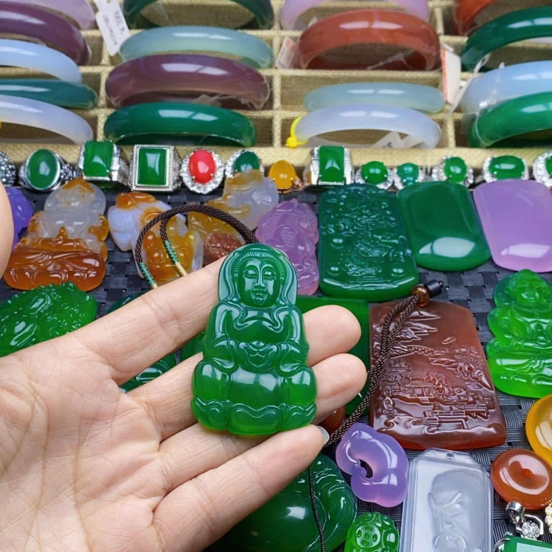 玛瑙/玉髓颈饰未镶嵌秋*