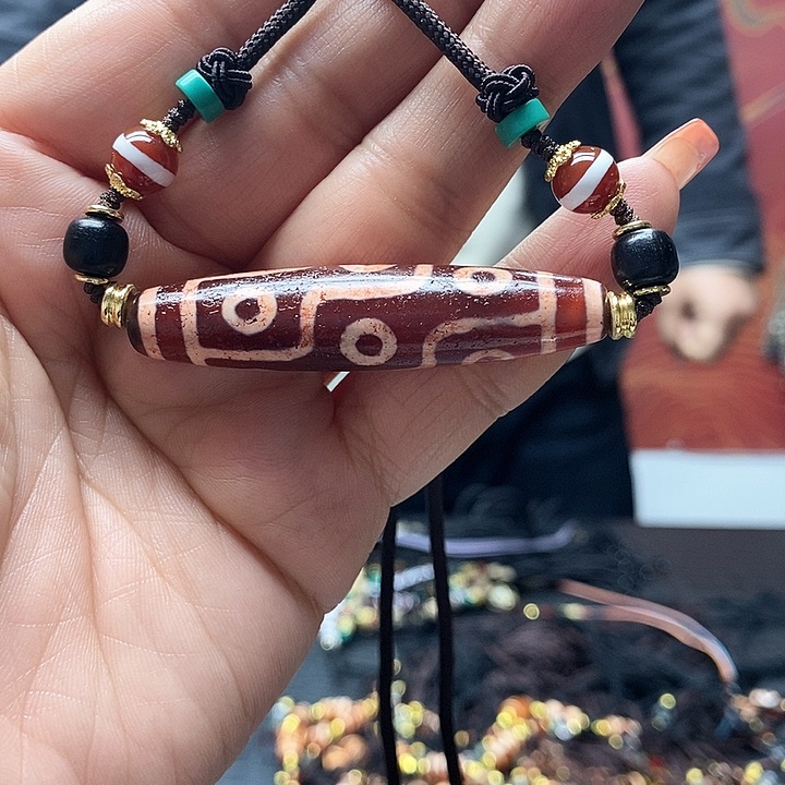 玛瑙/玉髓颈饰合金