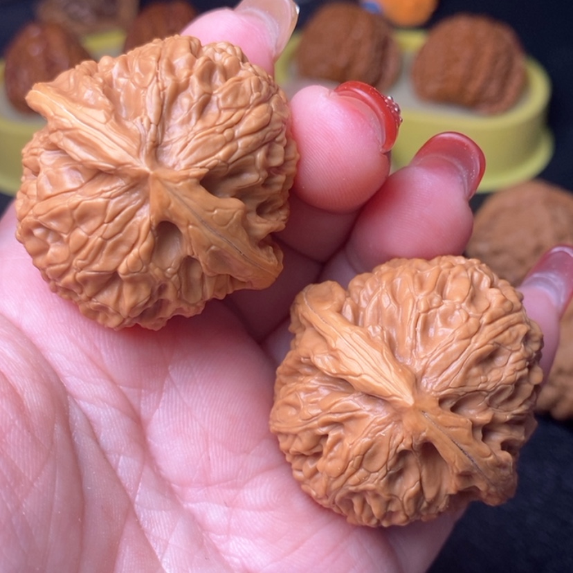 【闪购商品】文玩核桃把件一*615号宫灯40.5
