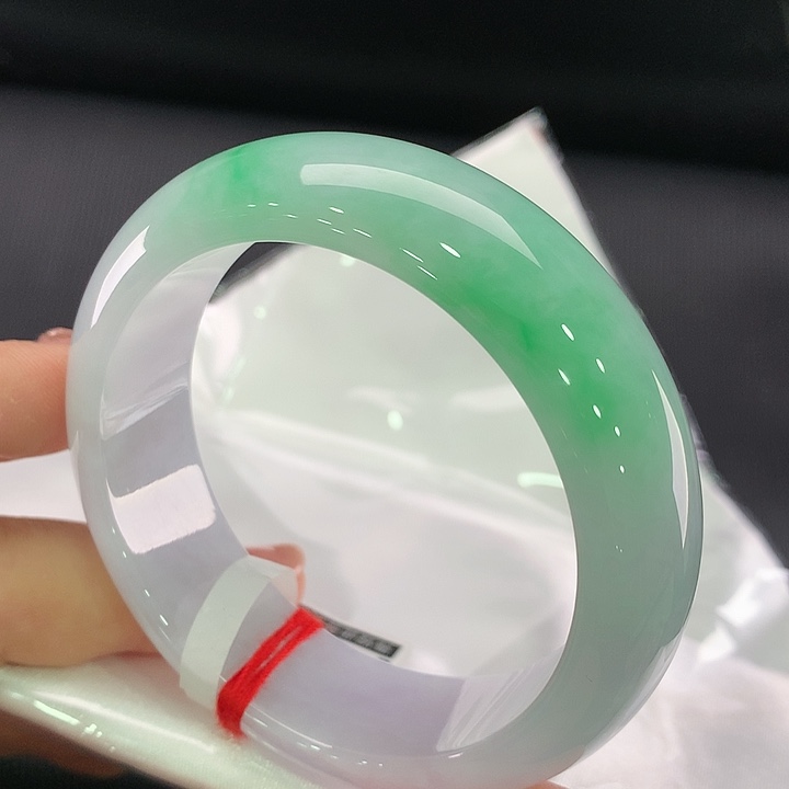 翡翠手镯未镶嵌正圈56