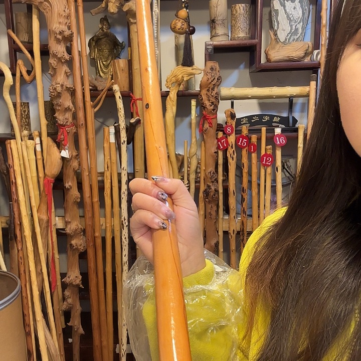 ****乐铁匠的故事是一个人的故事