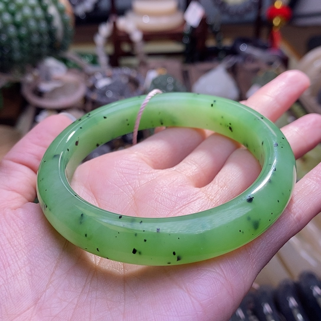 和田玉未镶嵌碧玉乌兰海手镯56.3圈口毕业级