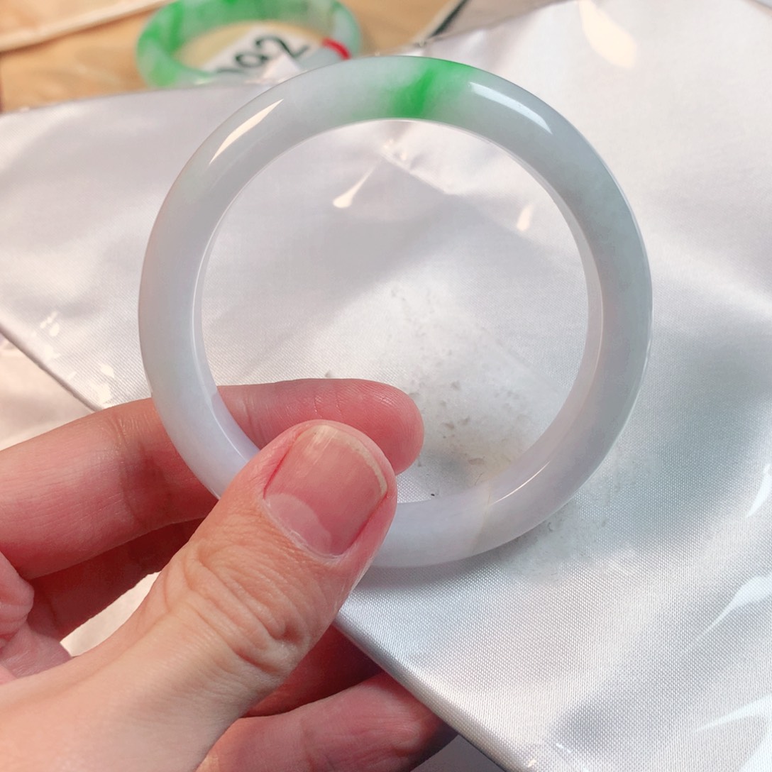 翡翠手镯未镶嵌小*翡翠手镯56.8