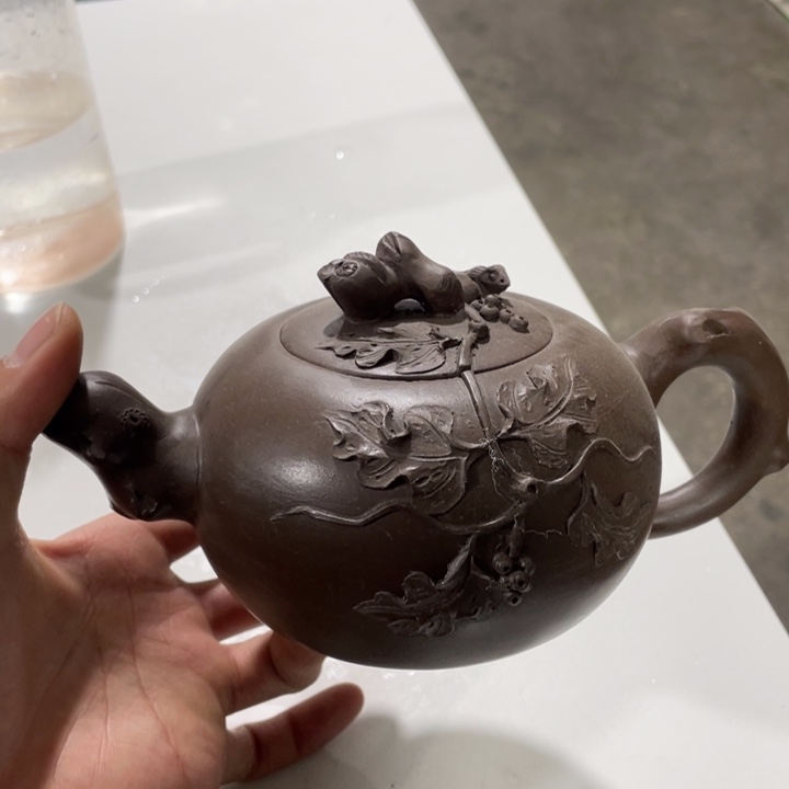 紫砂茶壶大的老厂紫砂壶一件。