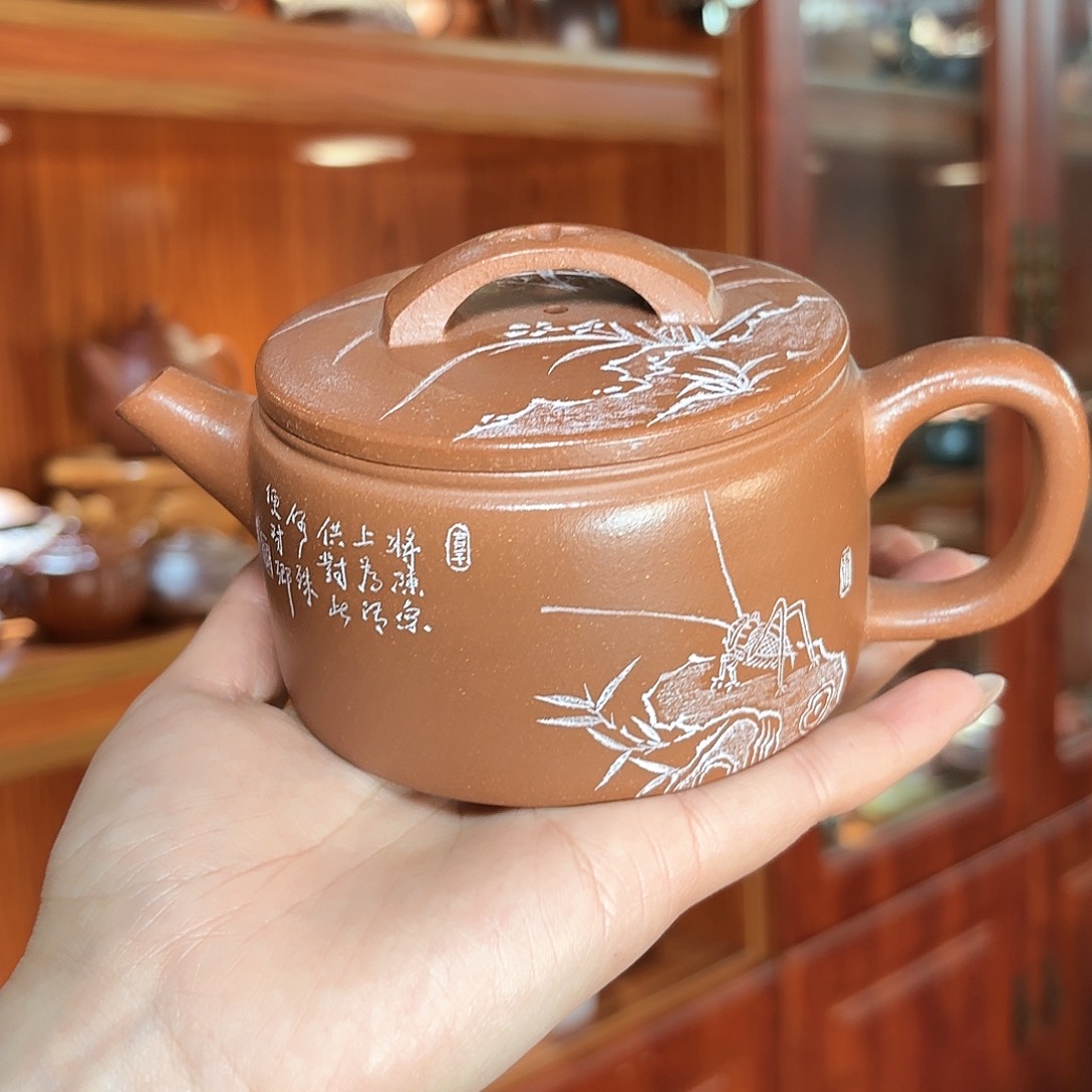 紫砂茶壶一壶李一壶李。250c c