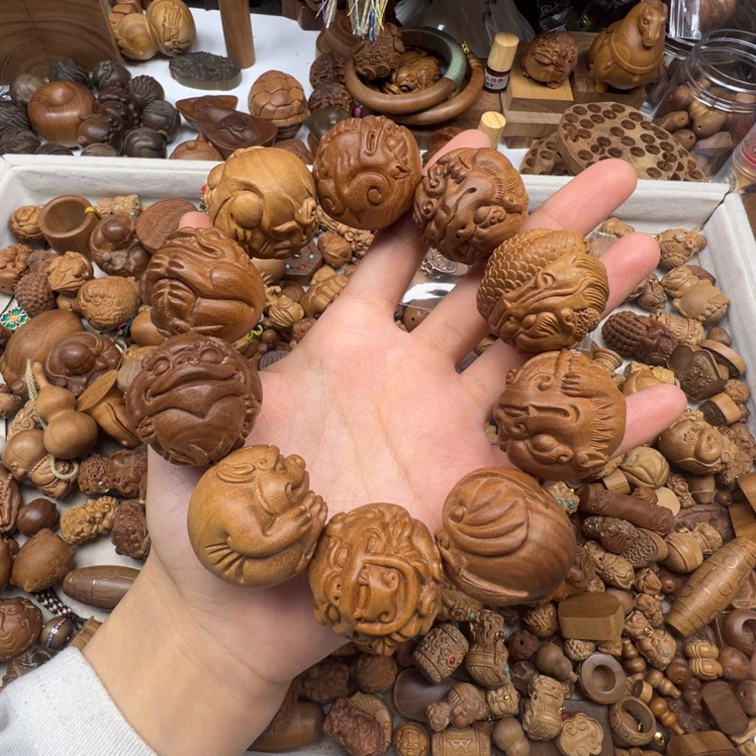 V***z檀香木龙神九子老山檀