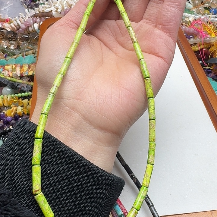 玛瑙/玉髓未镶嵌珠宝半成品一条4x13m帝王石管珠