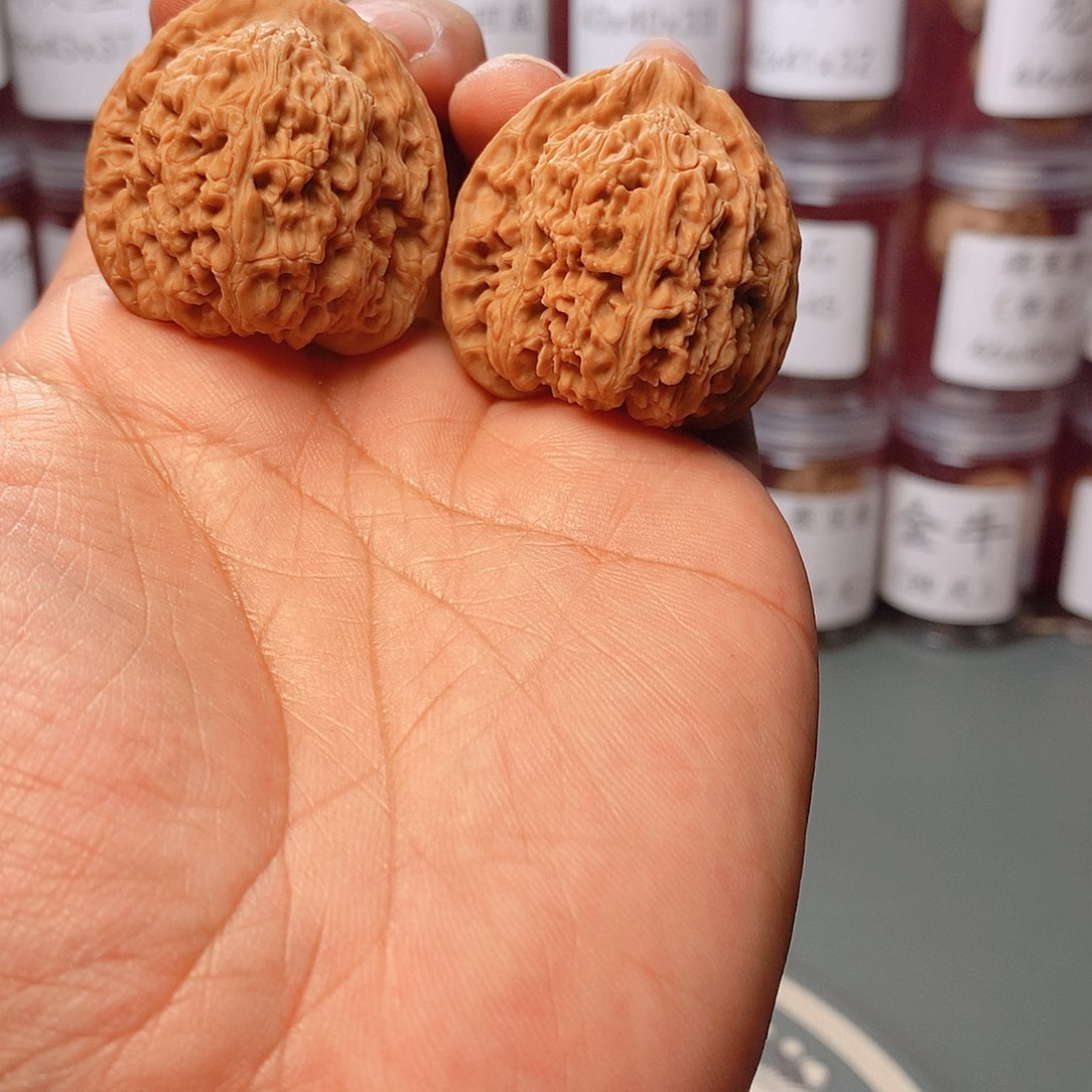 抱*公38尺寸全品三角南江石