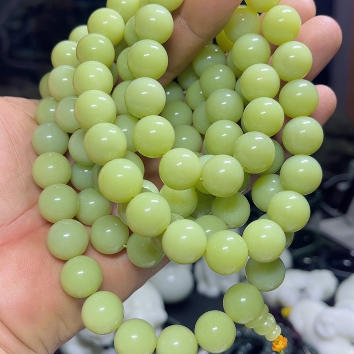 蛇纹石玉项链未镶嵌老*