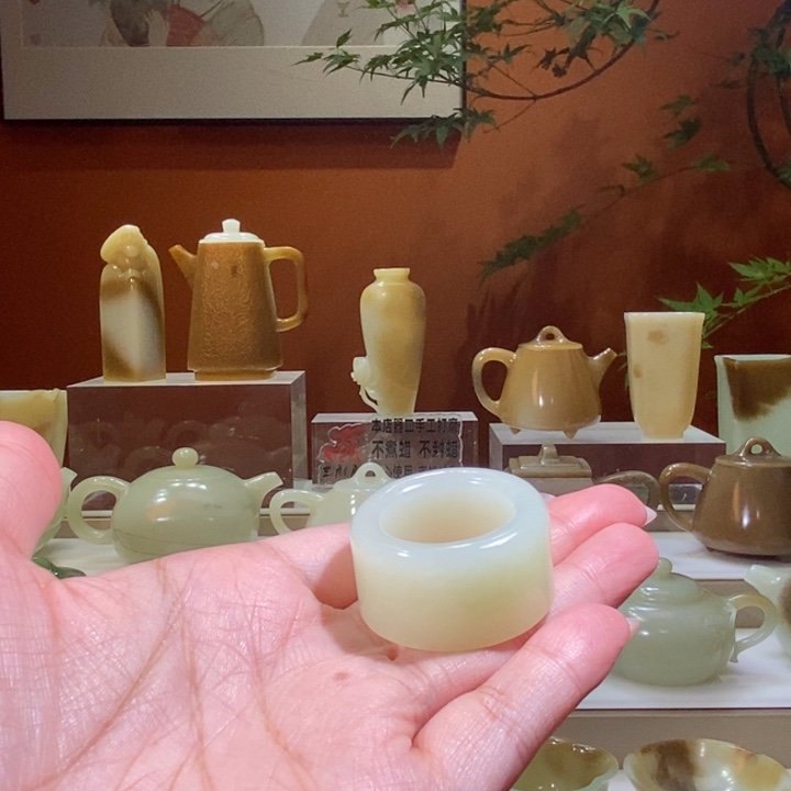 和田玉未镶嵌摆件福利扳指23.2