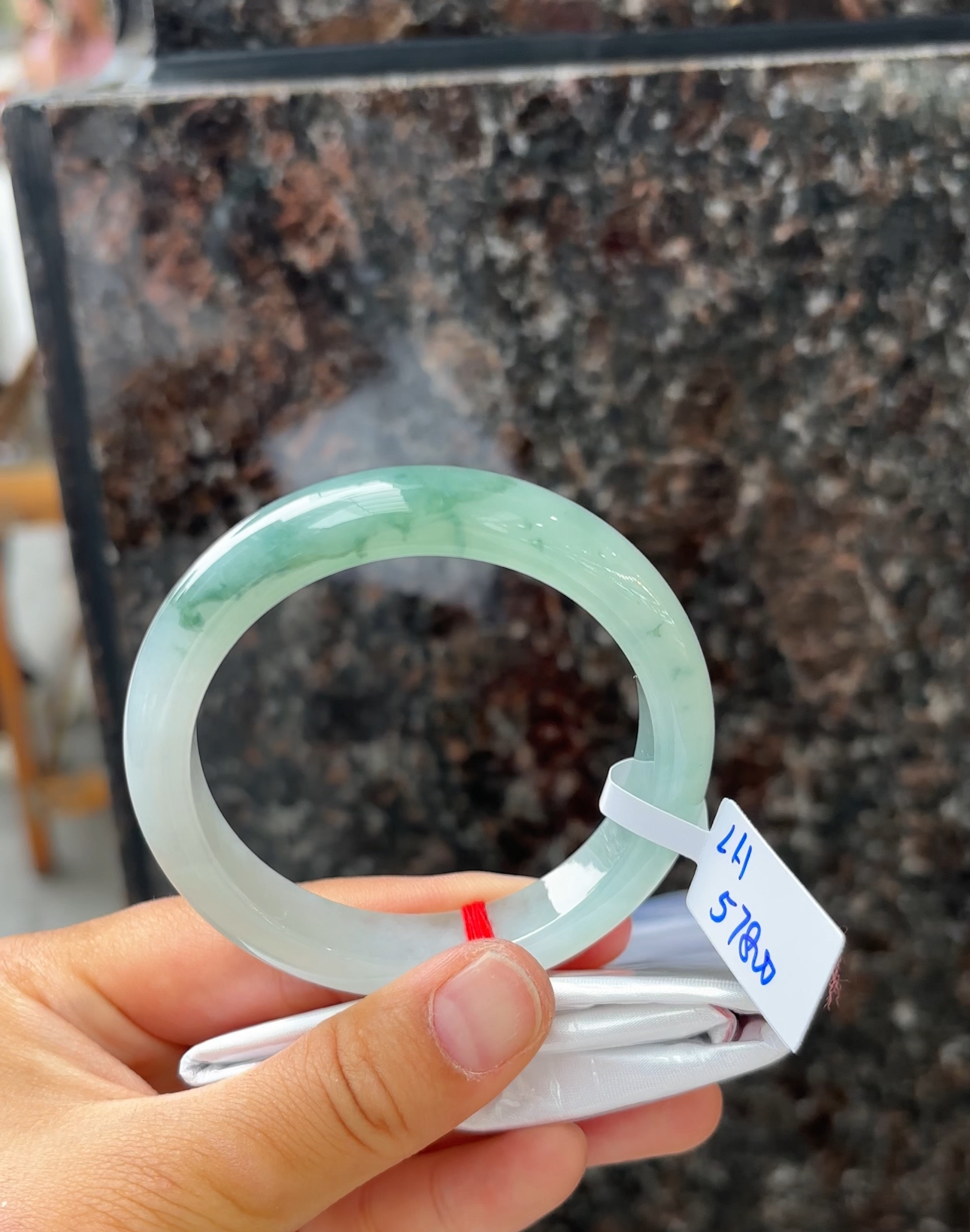 LH（上新）五十五圈翡翠a货手镯