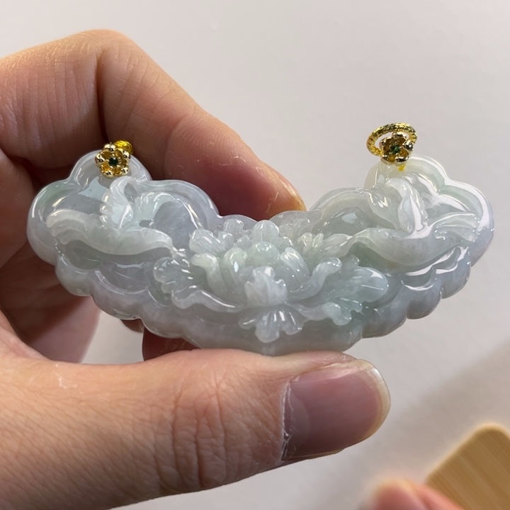 翡翠吊坠(赠链)未镶嵌代编织