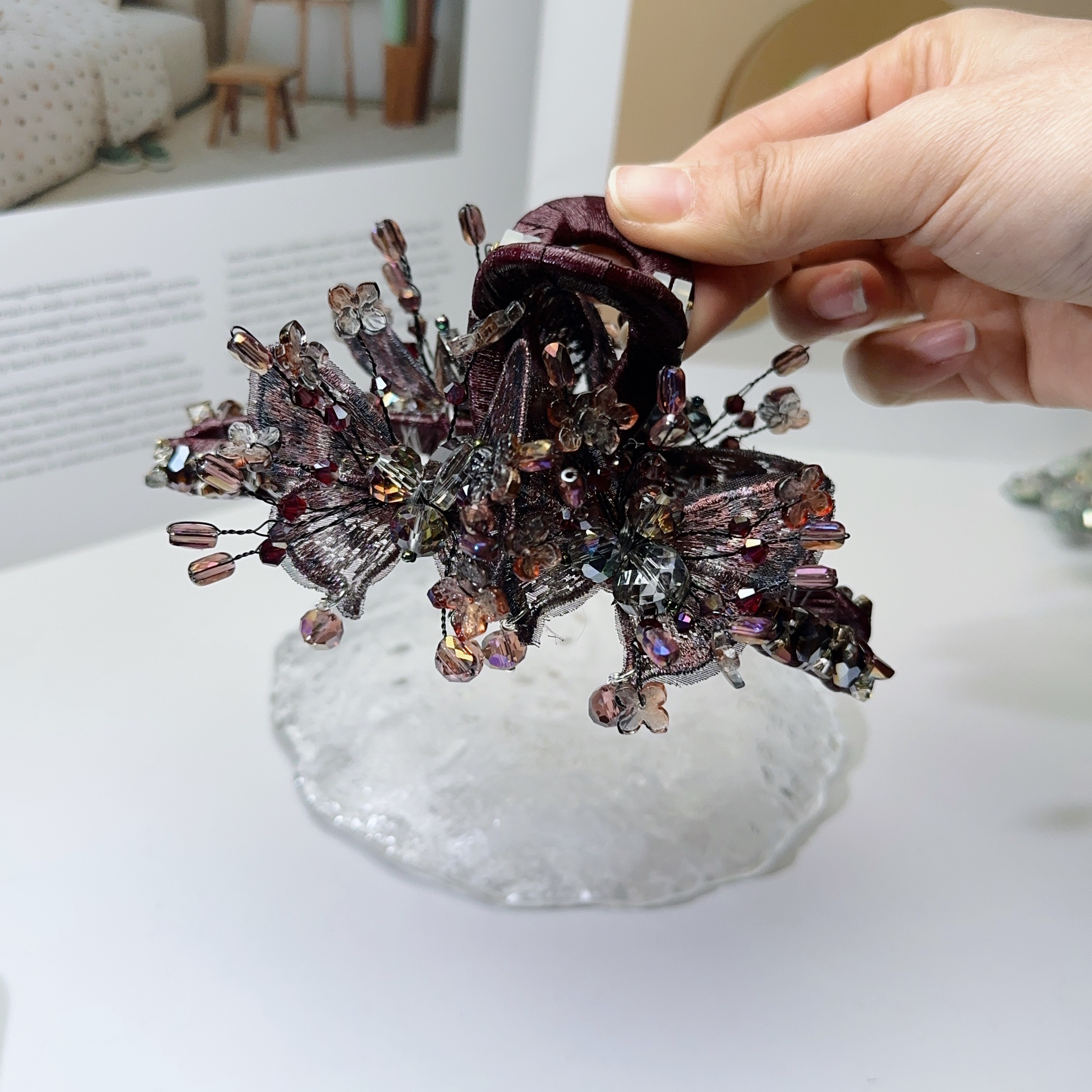 A8425编号紫莹轻奢发饰《大抓夹》