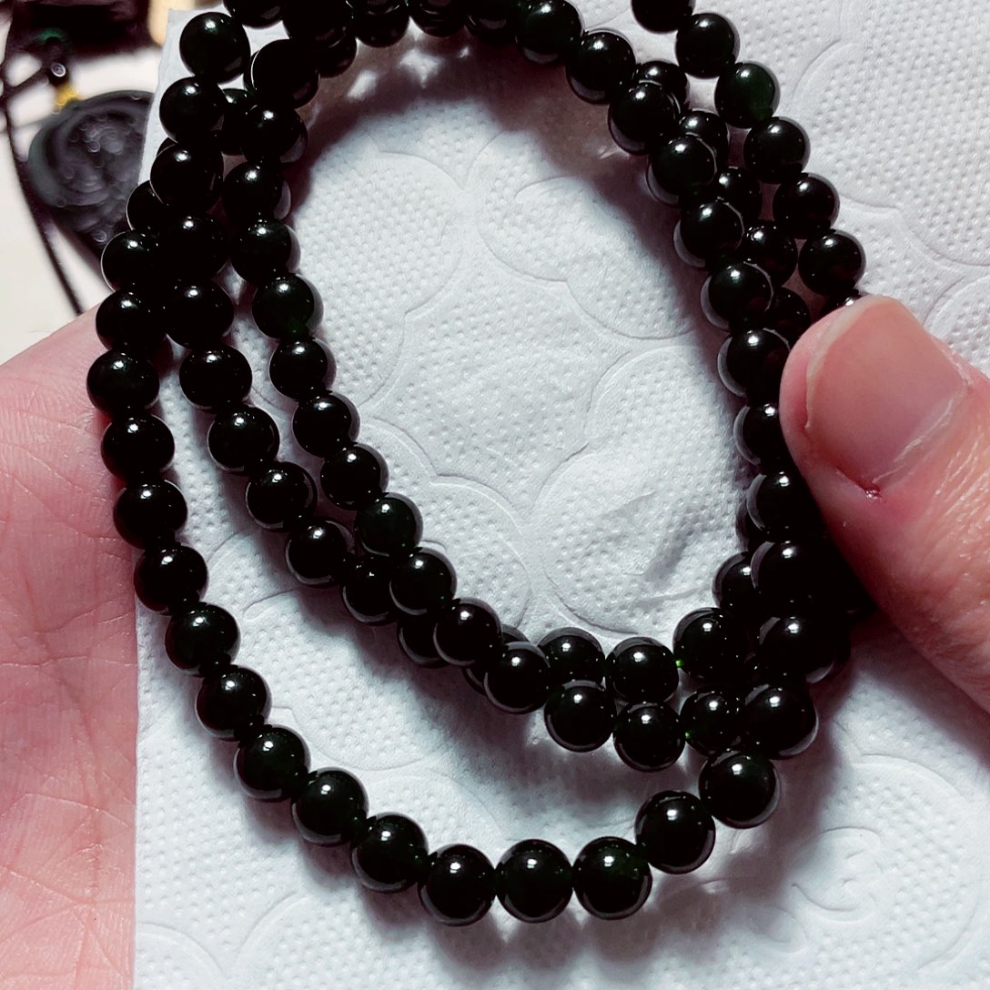 翡翠未镶嵌颈饰翡翠7