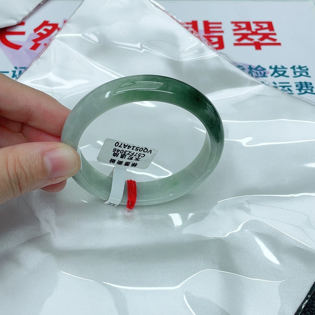 翡翠手镯未镶嵌正56,6