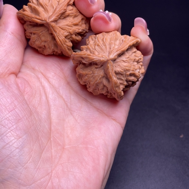 吊坠文玩核桃盘山三棱