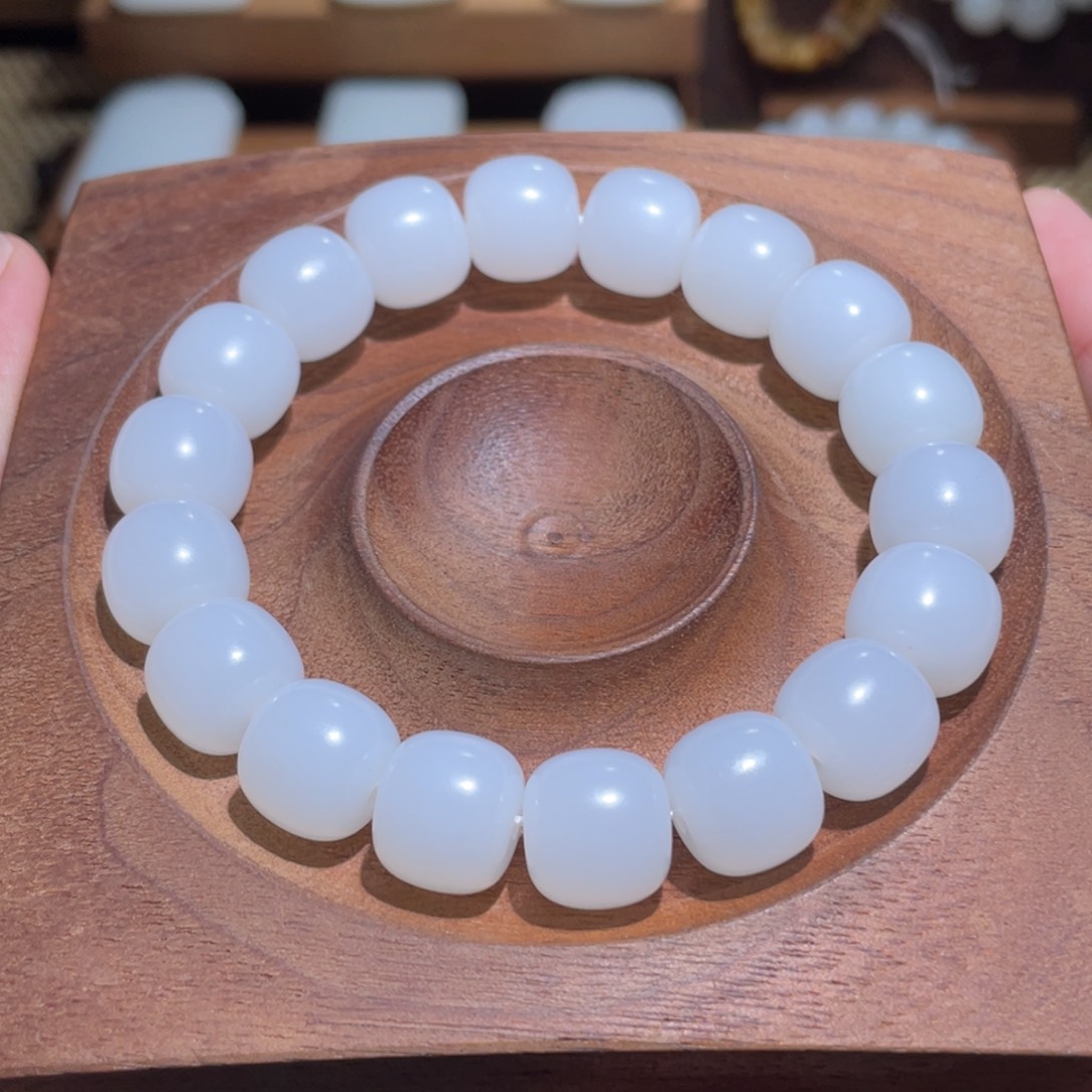 未镶嵌手链和田玉南**哥卡12