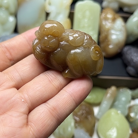 颈饰未镶嵌和田玉新