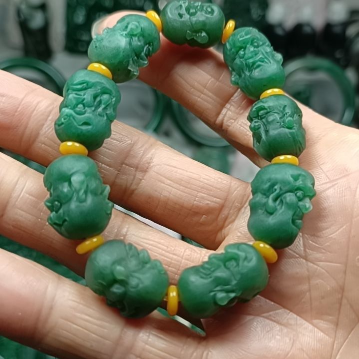 白***云未镶嵌独山玉十八罗汉