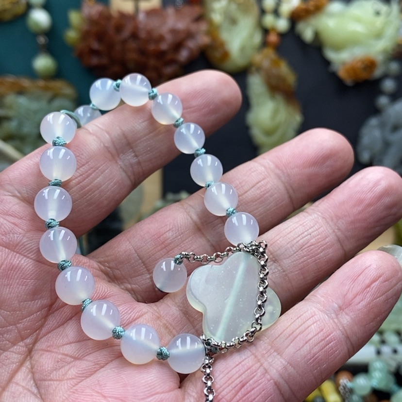 【闪购商品】蛇纹石玉手牌未镶嵌