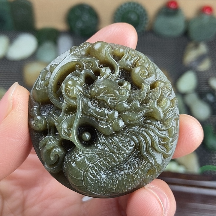 和田玉（糖玉）未镶嵌颈饰