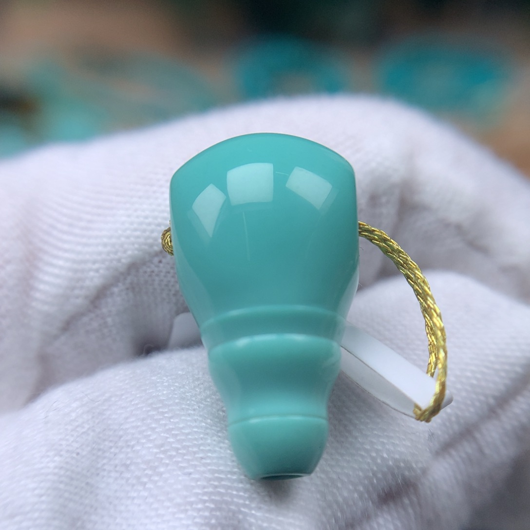 绿松石全品12×11.3×22未镶嵌