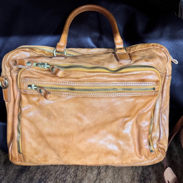 复古机车包士商务肩包洗水做旧公文包头层马皮轻奢手提包