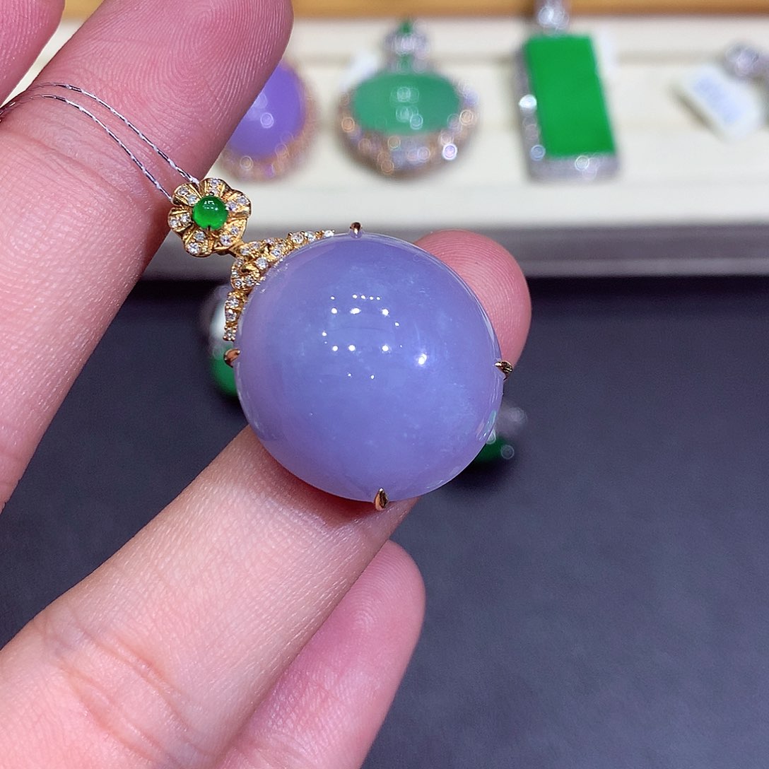 翡翠吊坠(不含链)18K金镶嵌