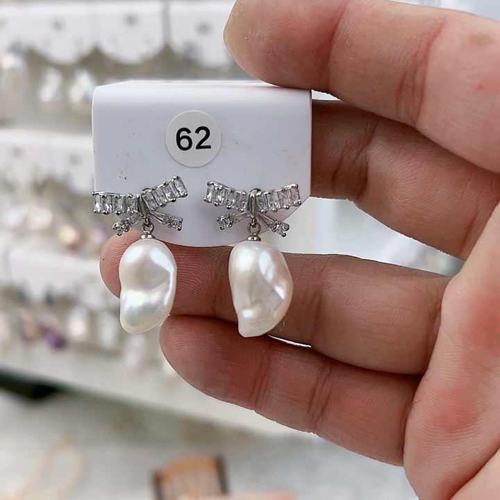 未镶嵌耳饰淡水珍珠