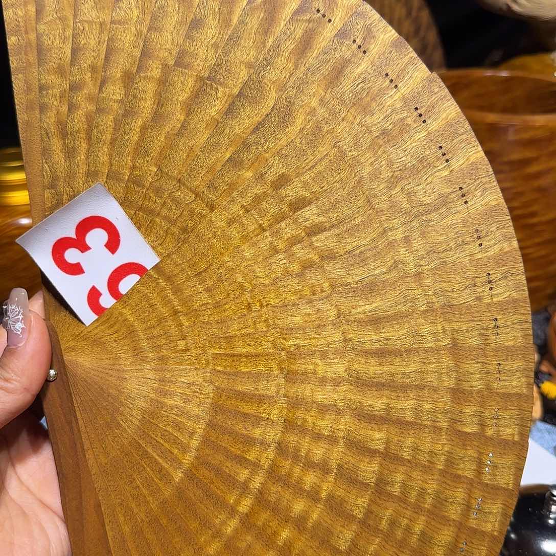 金丝楠我**界金丝楠手把件