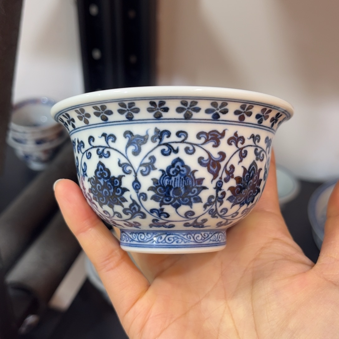 永乐青花缠枝莲大压手