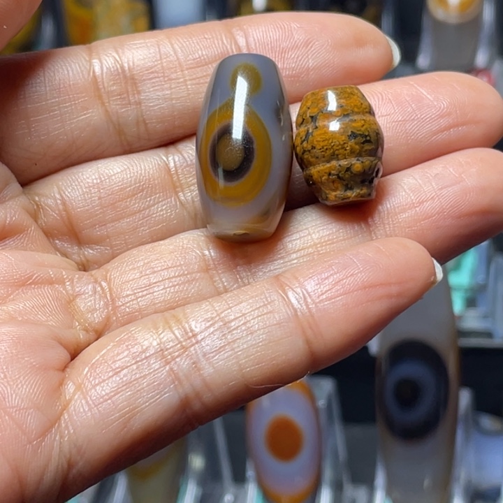 玛瑙/玉髓颈饰未镶嵌郑****洗