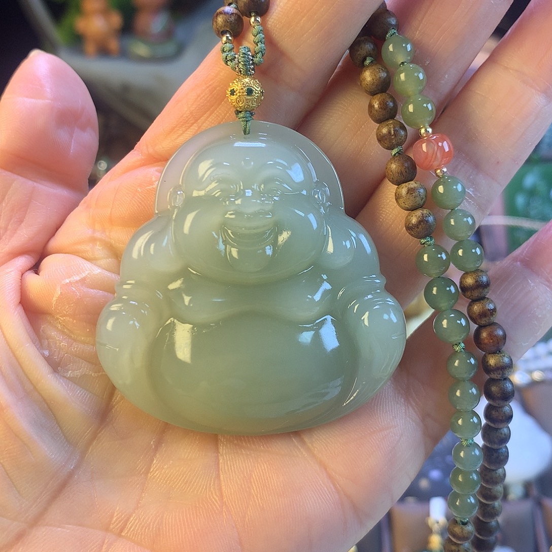 和田玉未镶嵌颈饰