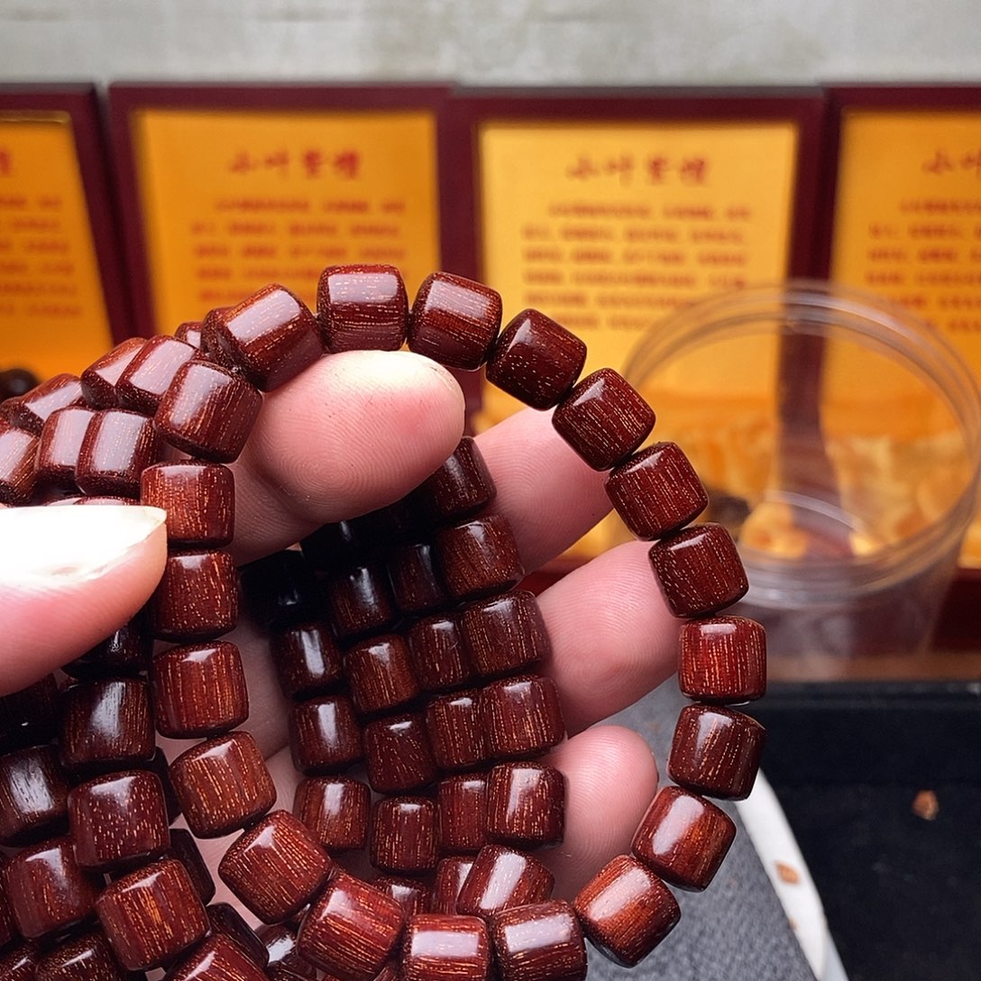 木毕业级别，印尼金星紫檀1.0直切超爆满真金星老料泥料
