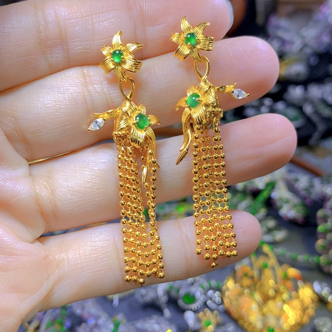 翡翠颈饰银S925镶嵌天然翡翠