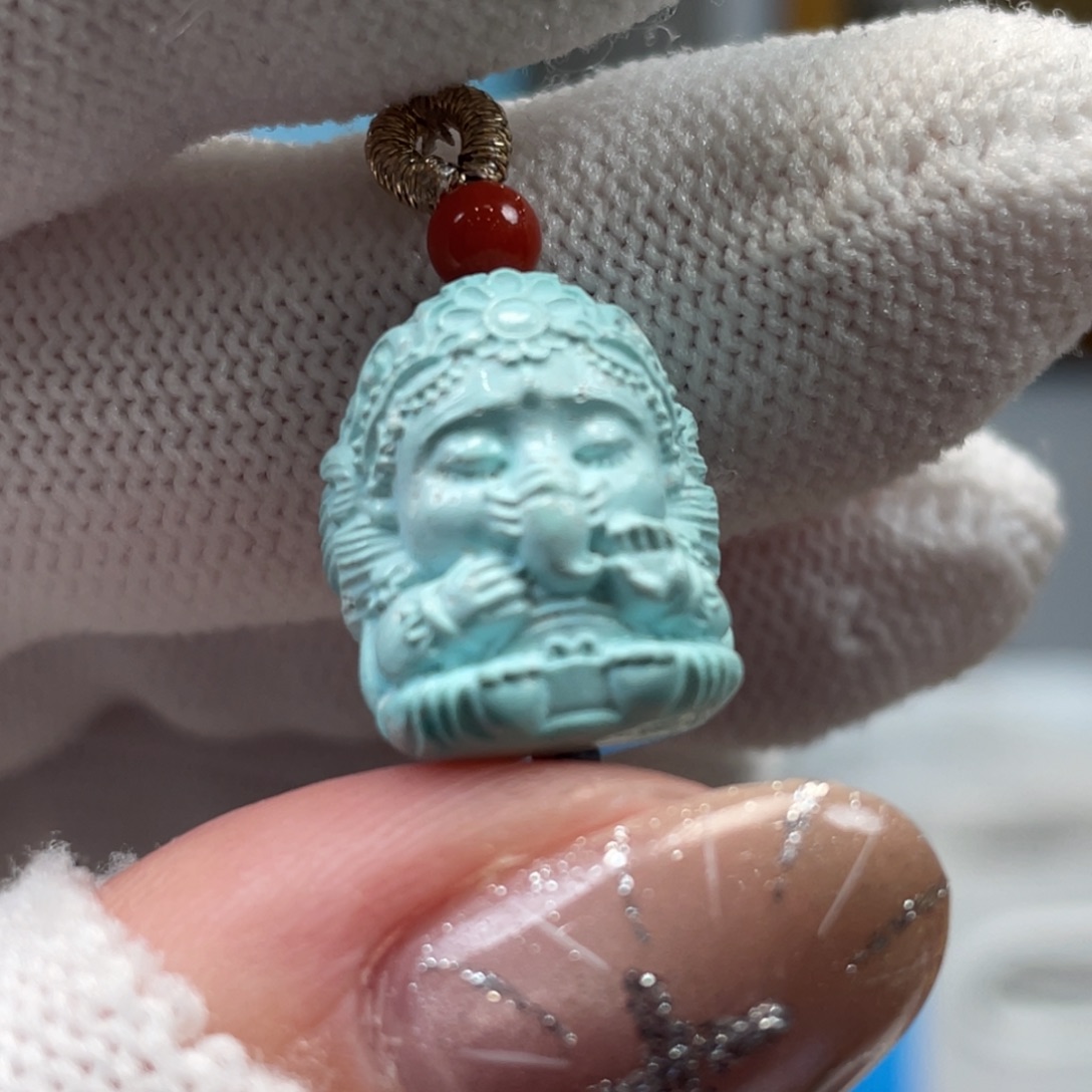 绿松石未镶嵌挂件