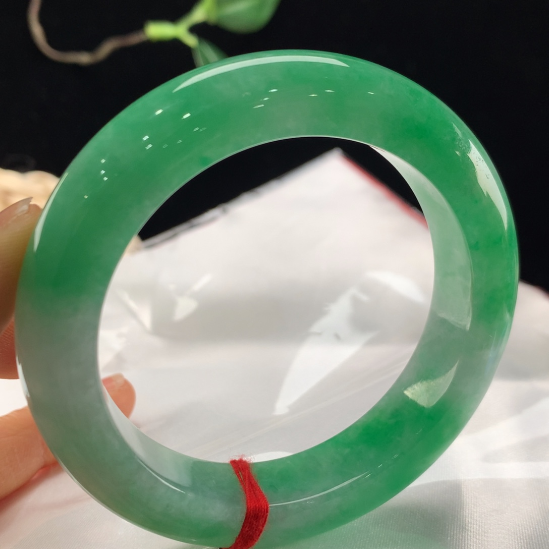 翡翠手镯未镶嵌111-1005