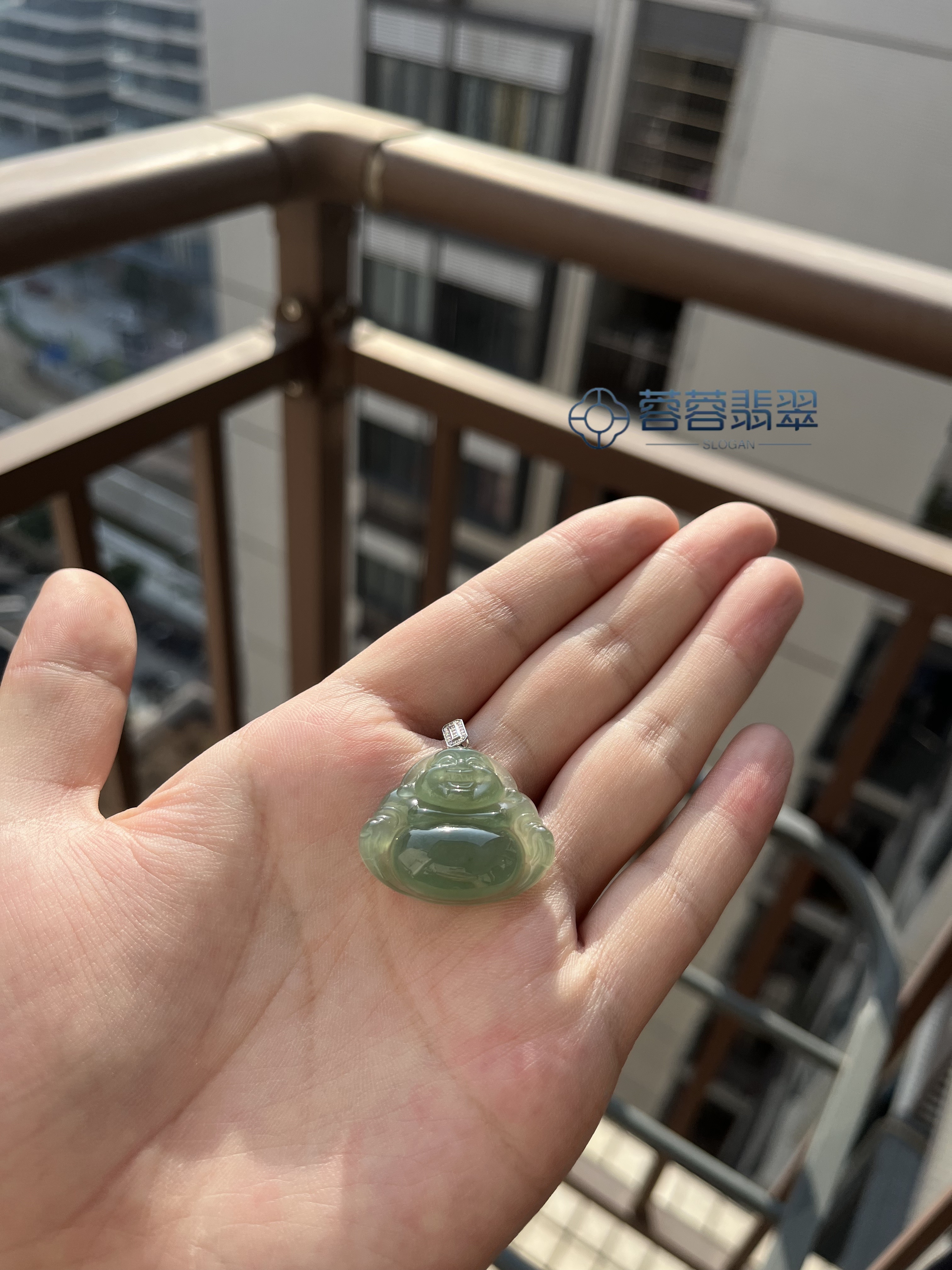 【蓉蓉珠宝】缅甸天然A货翡翠冰种满绿佛公翡翠吊坠18K金镶嵌XF018