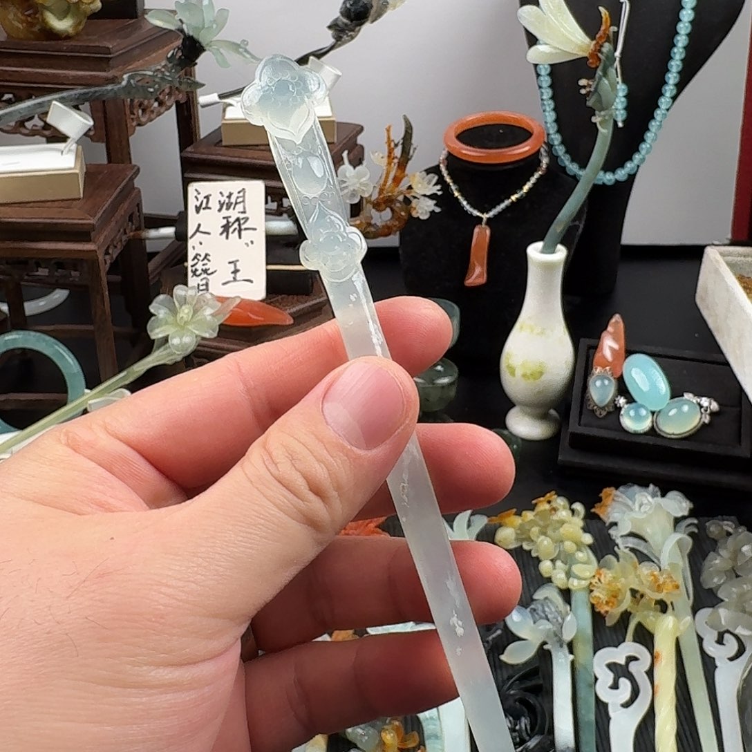 蛇纹石玉未镶嵌发饰